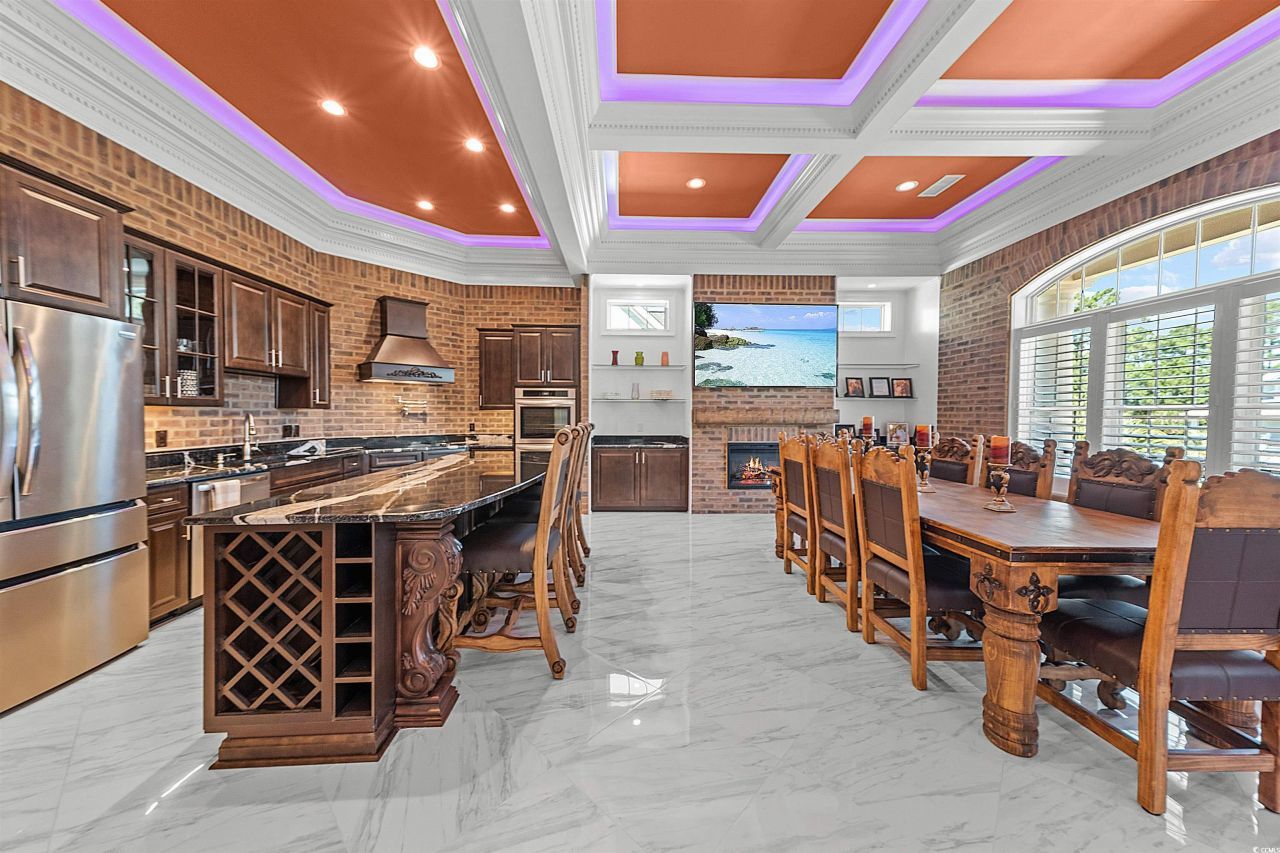 901 Clubhouse Dr. Photo 11