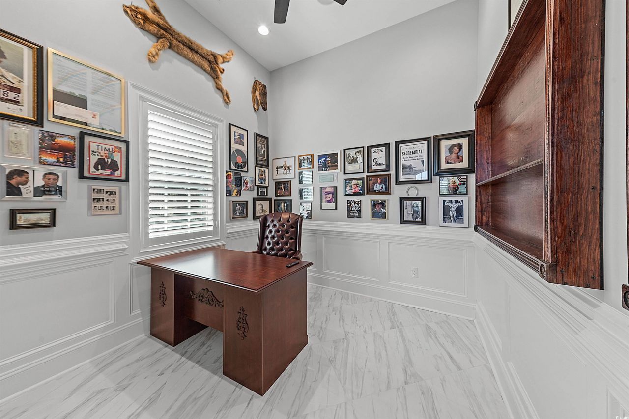 901 Clubhouse Dr. Photo 13