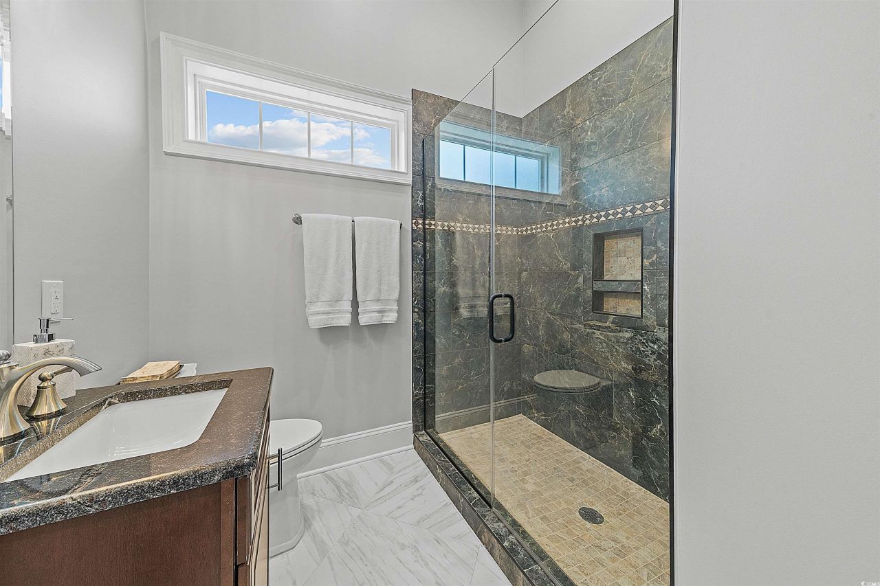 901 Clubhouse Dr. Photo 24