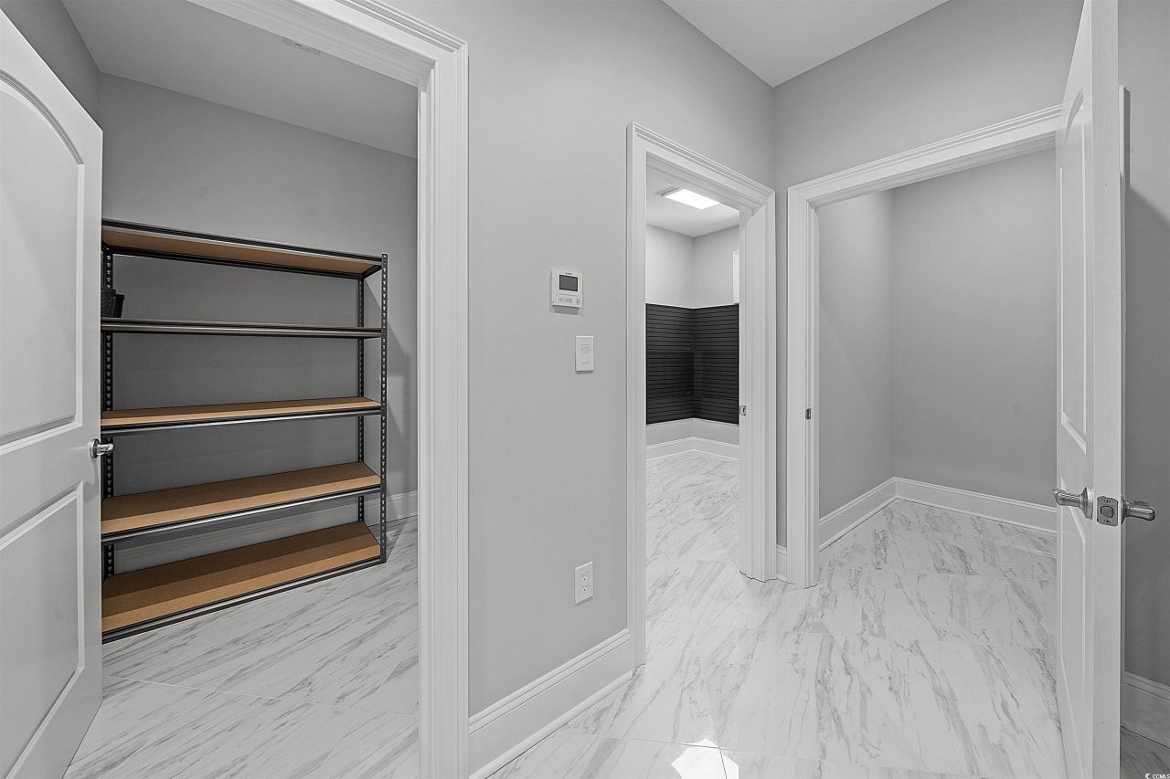 901 Clubhouse Dr. Photo 27