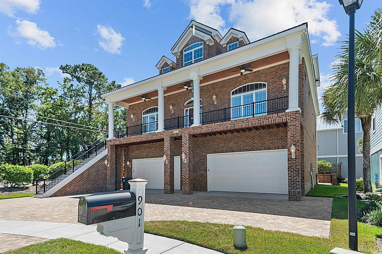 901 Clubhouse Dr. Photo 34