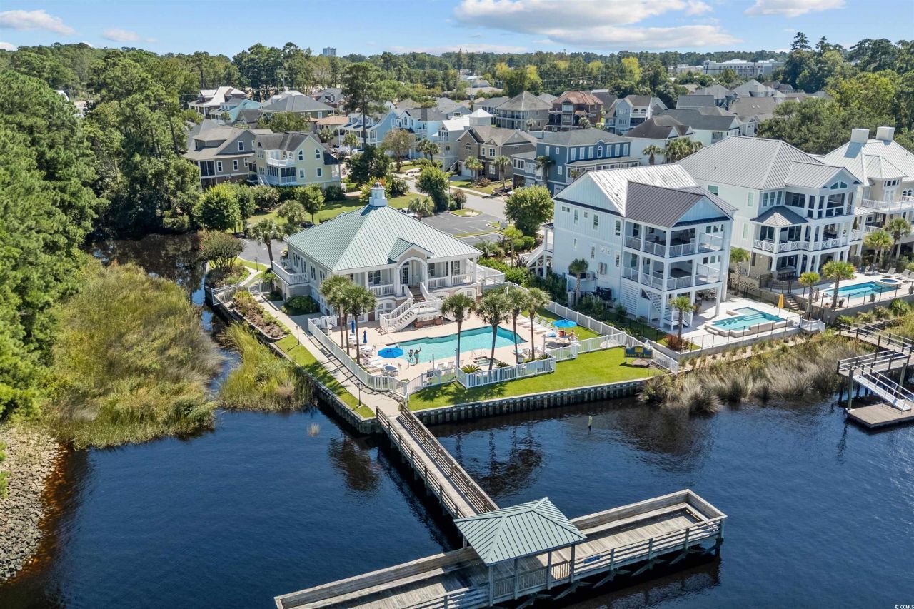 901 Clubhouse Dr. Photo 35