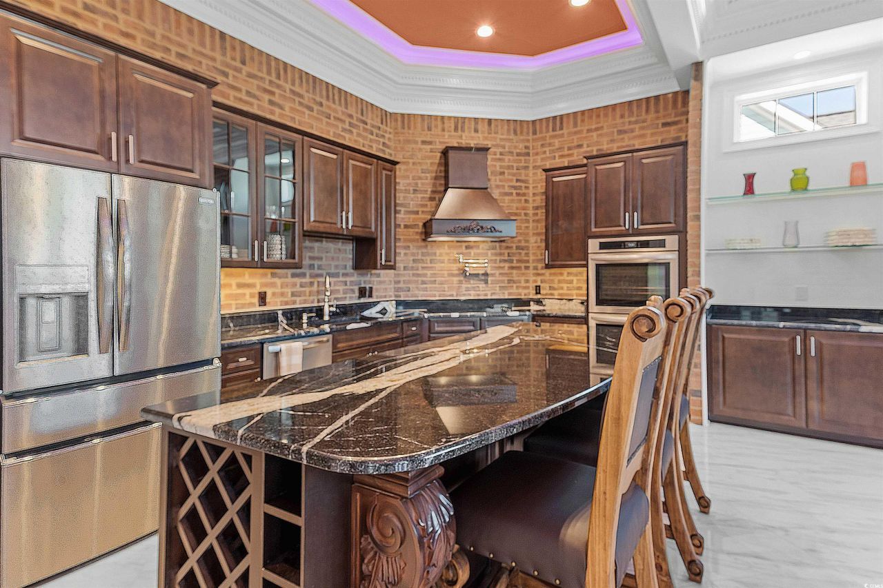 901 Clubhouse Dr. Photo 9