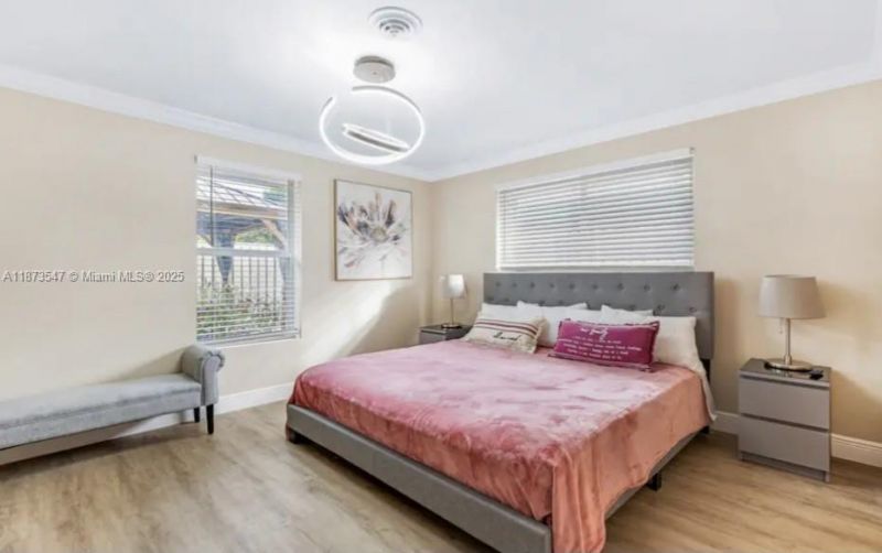 5740 NE 19th Ave, Fort Lauderdale, FL 33308 Photo