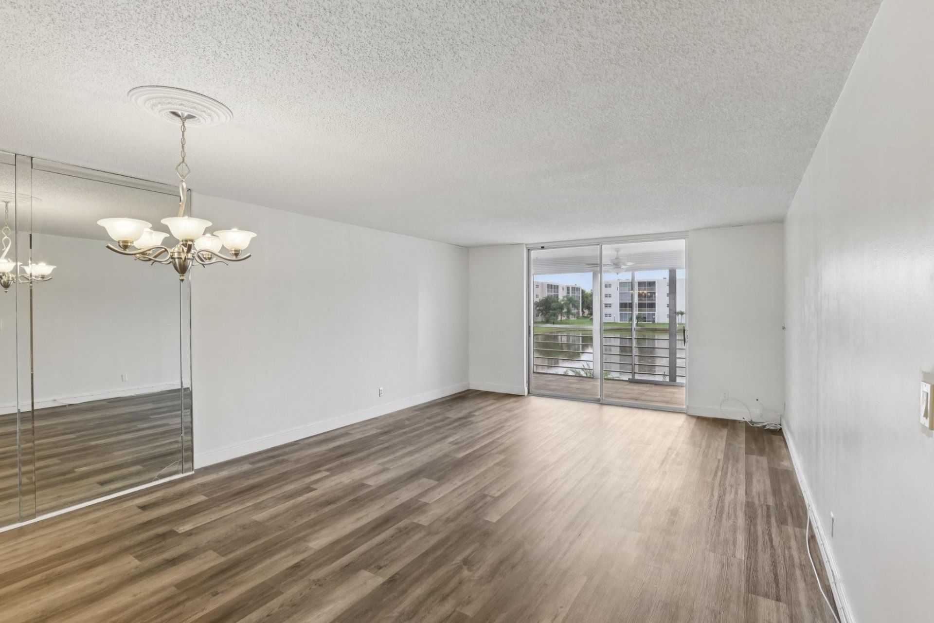 1024 SE 4th Avenue, Unit 204, Dania Beach, FL 33004 Main Photo