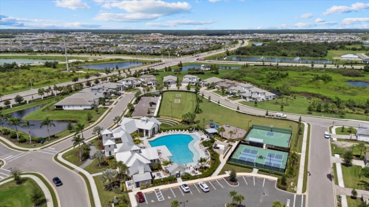 16750 Savory Mist Circle, Bradenton, FL 34211 Photo