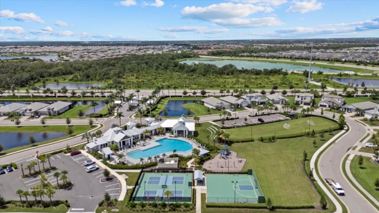 16750 Savory Mist Circle, Bradenton, FL 34211 Photo