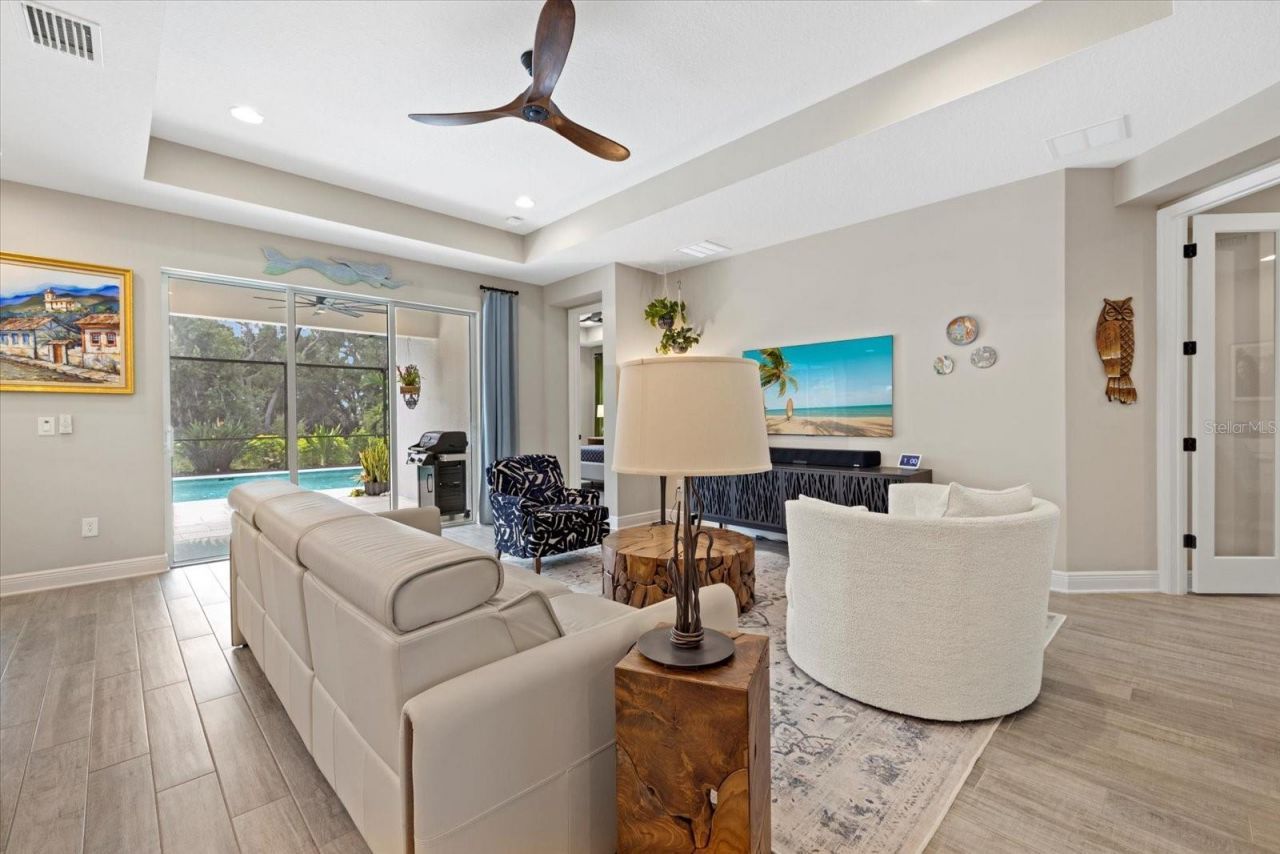 16750 Savory Mist Circle, Bradenton, FL 34211 Photo