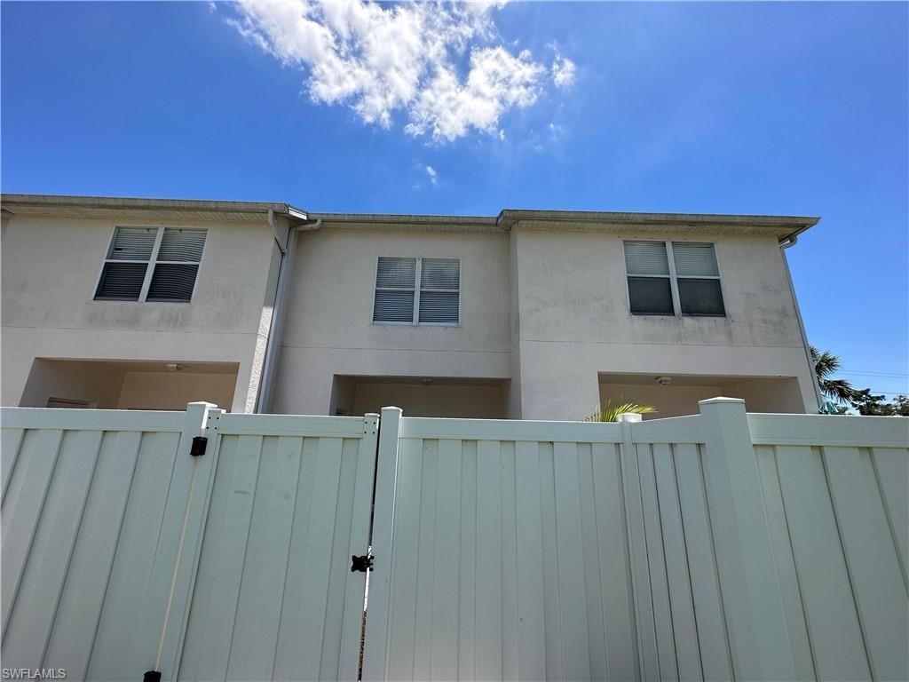 3627 Pine Oak Cir, Unit 102, Fort Myers, FL 33916 Photo