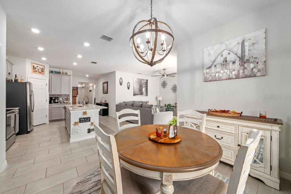 13536 Lake Yale View Loop, Grand Island, FL 32735 Photo