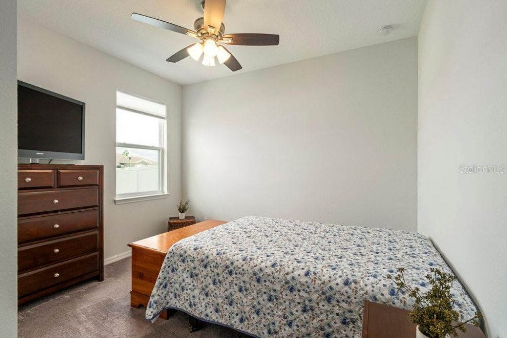 13536 Lake Yale View Loop, Grand Island, FL 32735 Photo