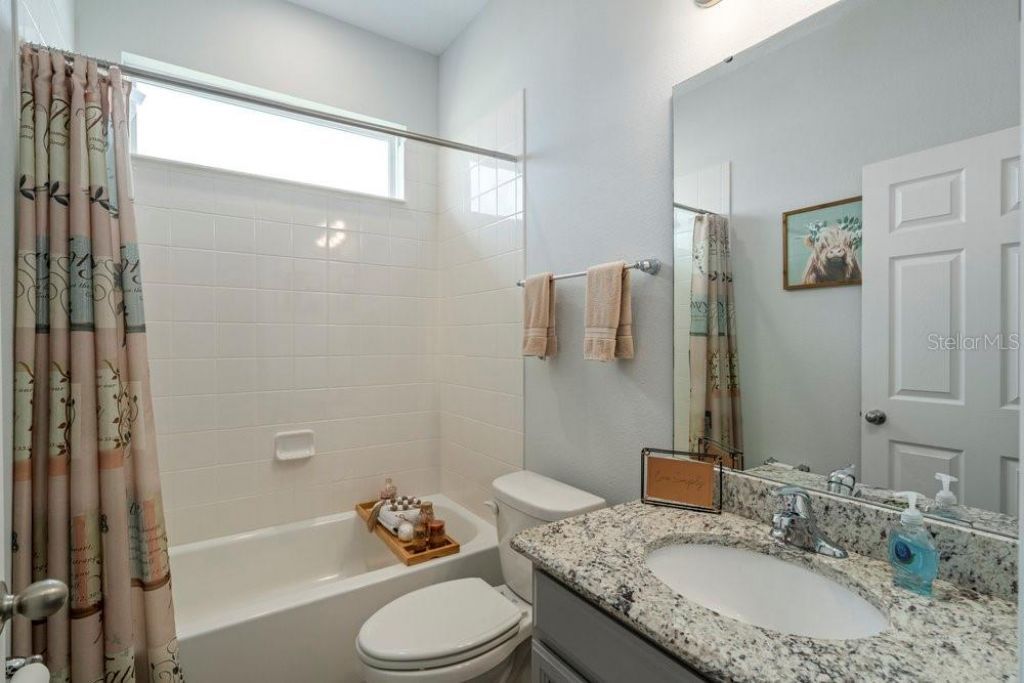 13536 Lake Yale View Loop, Grand Island, FL 32735 Photo