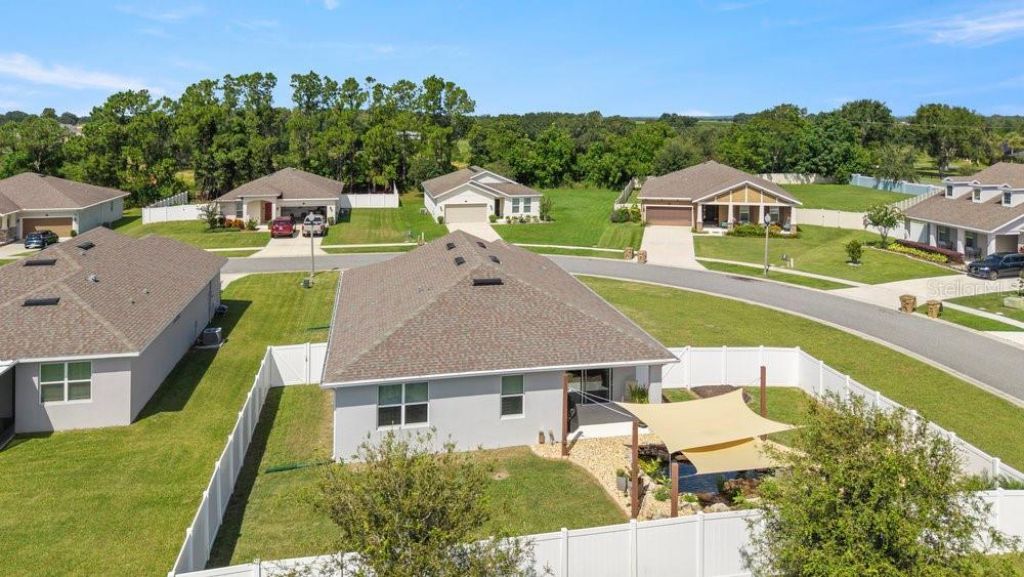 13536 Lake Yale View Loop, Grand Island, FL 32735 Photo