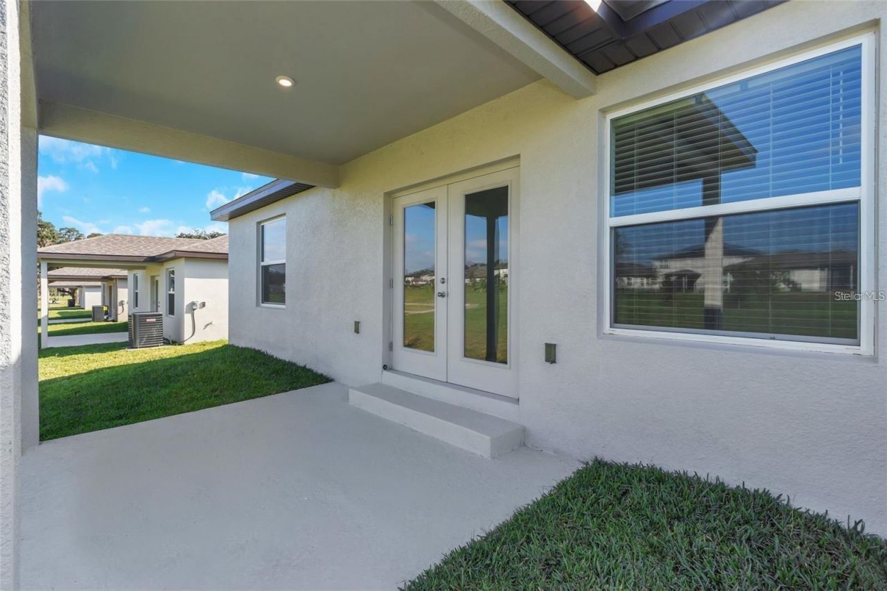 6773 Branham Mill Court, Zephyrhills, FL 33542 Photo