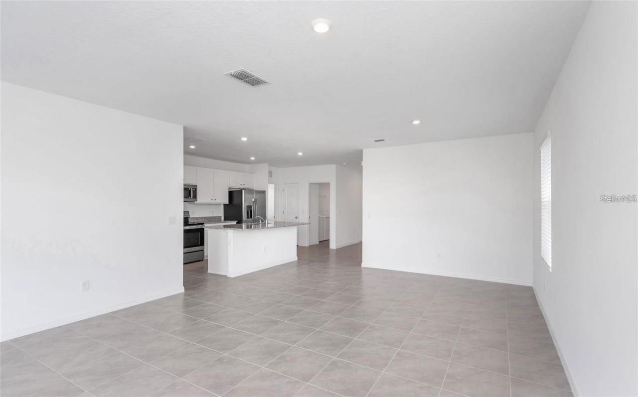 6773 Branham Mill Court, Zephyrhills, FL 33542 Photo