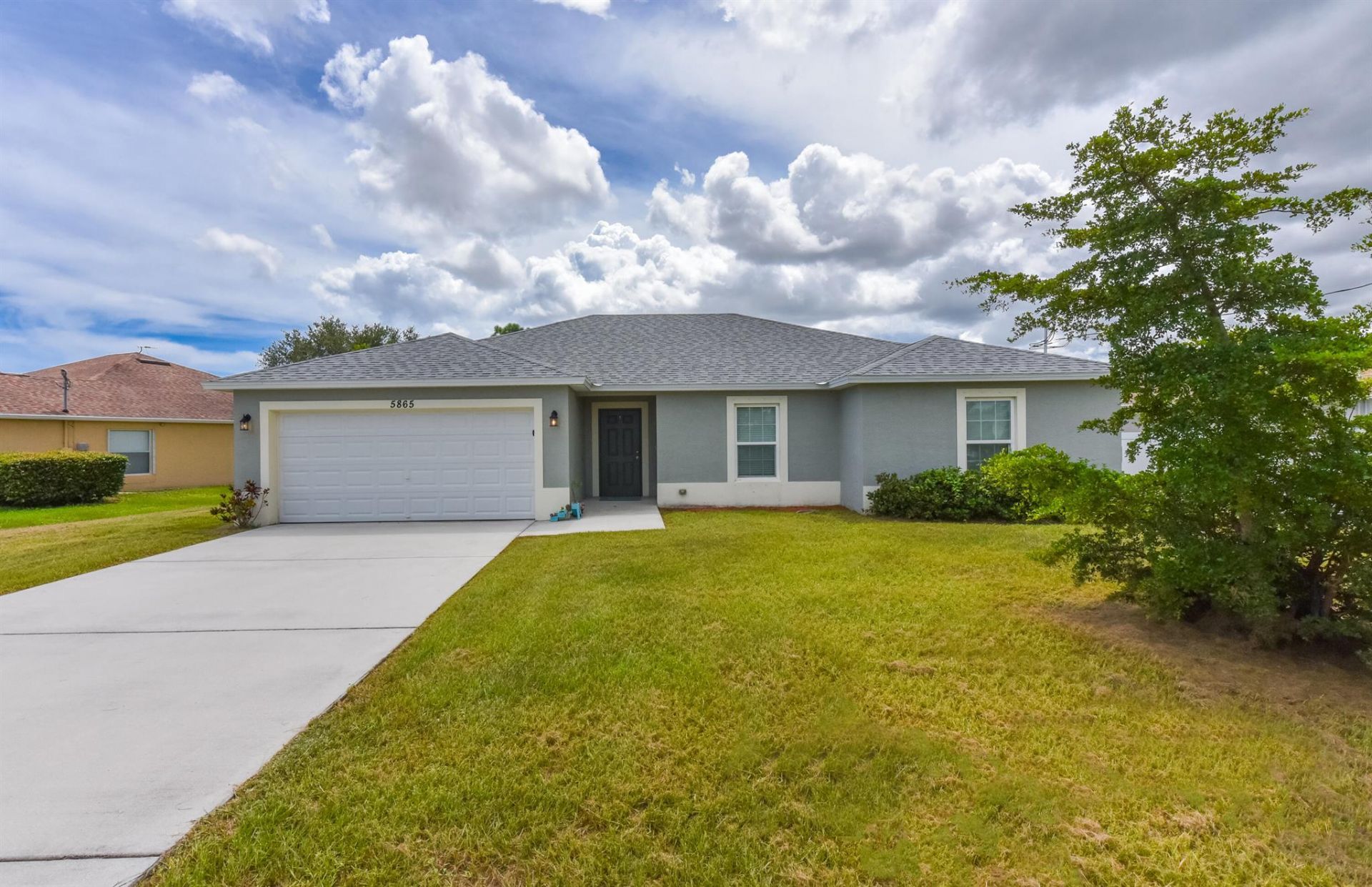 5865 NW Mesa Circle, Port Saint Lucie, FL 34986 Photo