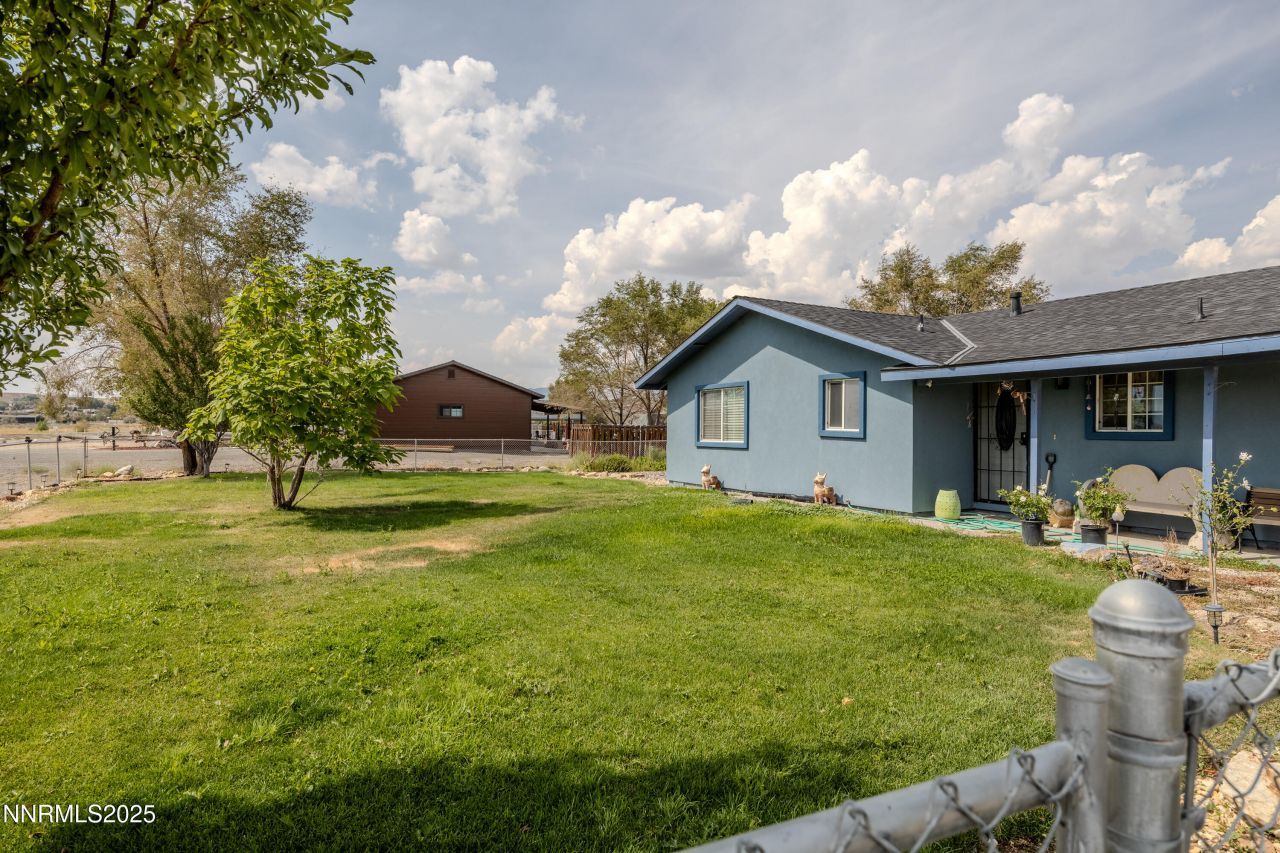 11605 Lemmon Drive, Reno, NV 89506 Photo