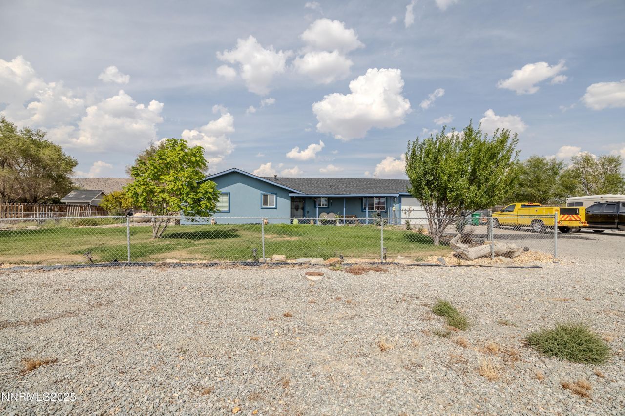 11605 Lemmon Drive, Reno, NV 89506 Photo
