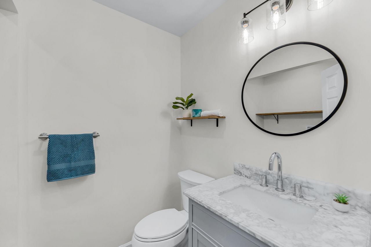 2912 Oxford Place Photo 13