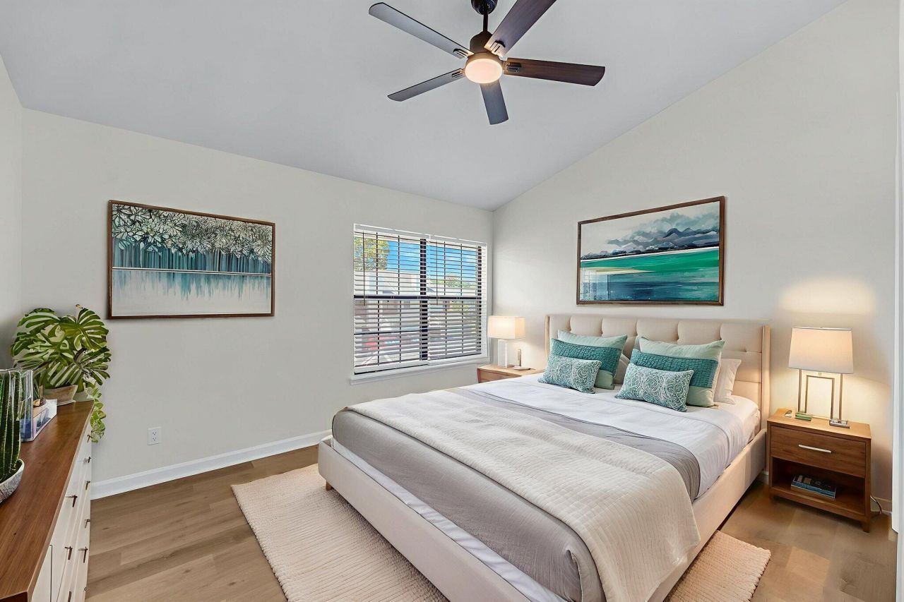 2912 Oxford Place Photo 14