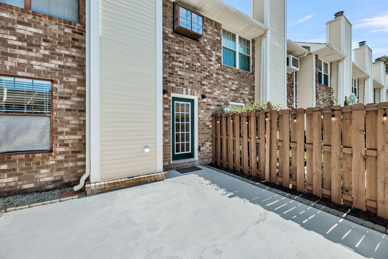 2912 Oxford Place Photo 27