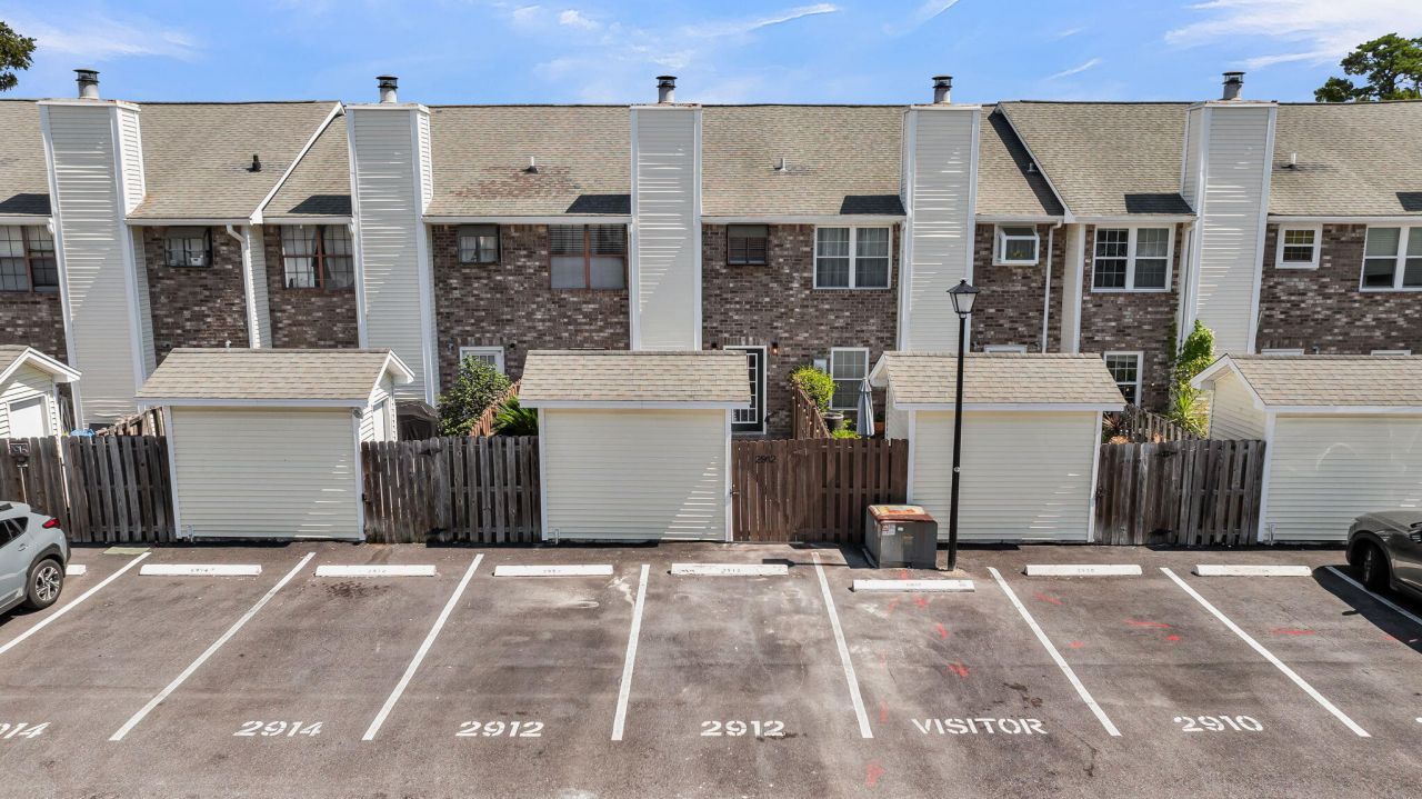 2912 Oxford Place Photo 29