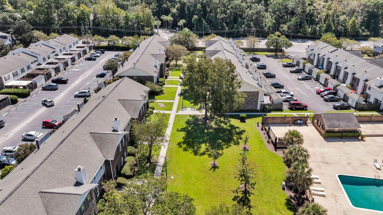 2912 Oxford Place Photo 53