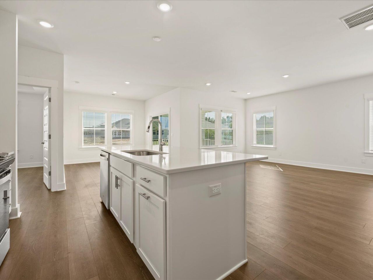 106 Indigo Cove Boulevard Photo 28