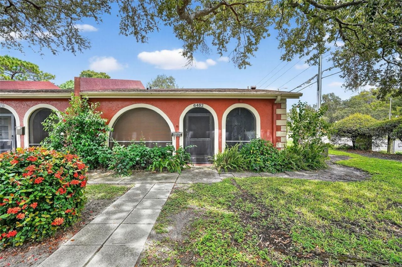 6482 71st Street N, Pinellas Park, FL 33781 Main Photo