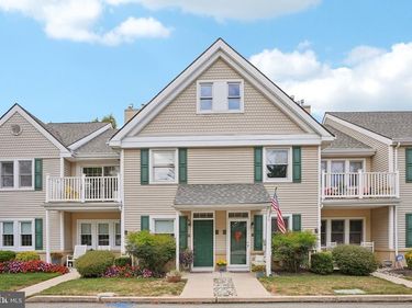 9 COMLY COURT, FLOURTOWN, PA 19031