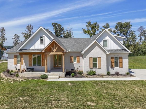 250 Sunset Boulevard, White Pine, TN 37890