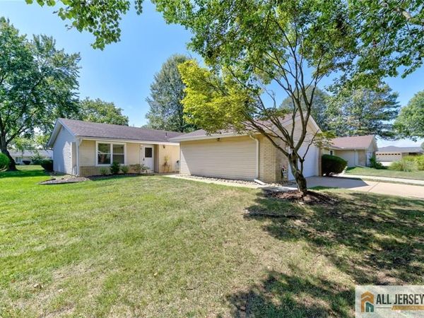 301 Yardley Drive, Monroe Township, NJ 08831