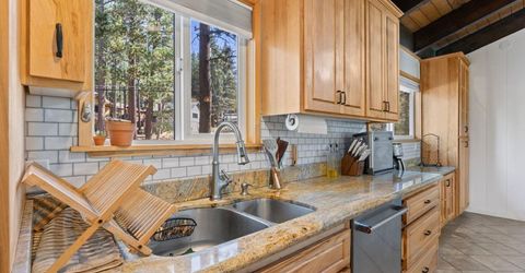 1935 Apache Avenue, South Lake Tahoe, CA 96150 Photo