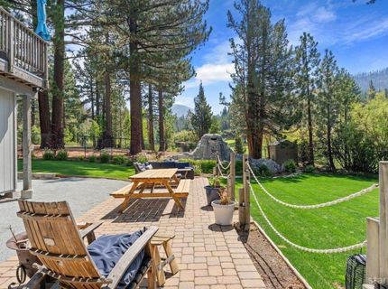 1935 Apache Avenue, South Lake Tahoe, CA 96150 Photo