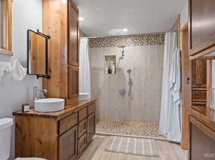 1935 Apache Avenue, South Lake Tahoe, CA 96150 Photo