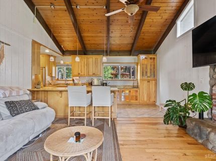 1935 Apache Avenue, South Lake Tahoe, CA 96150 Photo