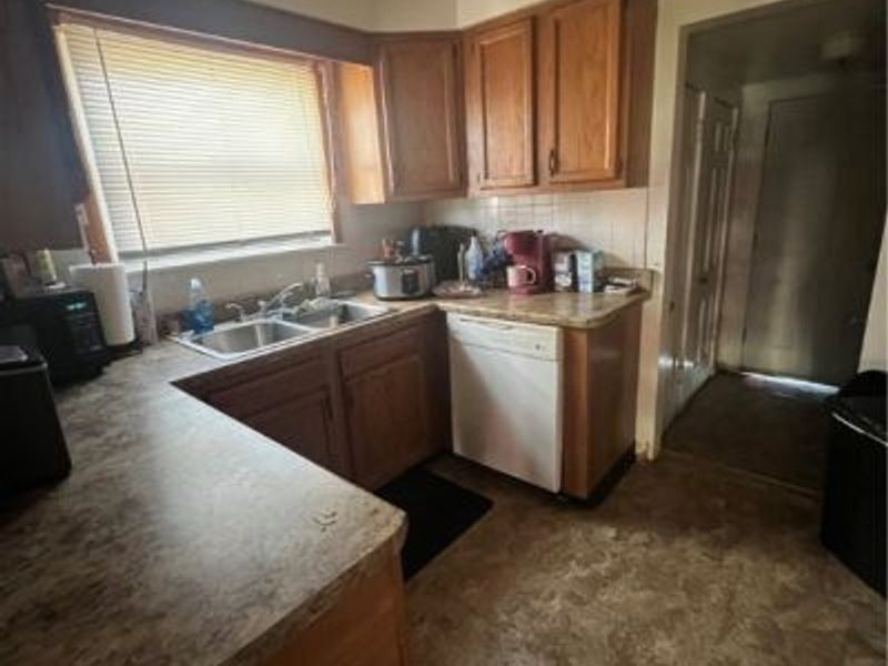 617 Moreley Avenue, Akron, OH 44320 Photo 5