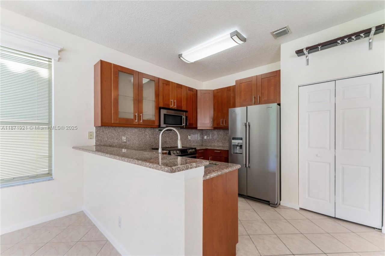 1943 SW 149th Ave, Miramar, FL 33027 Photo