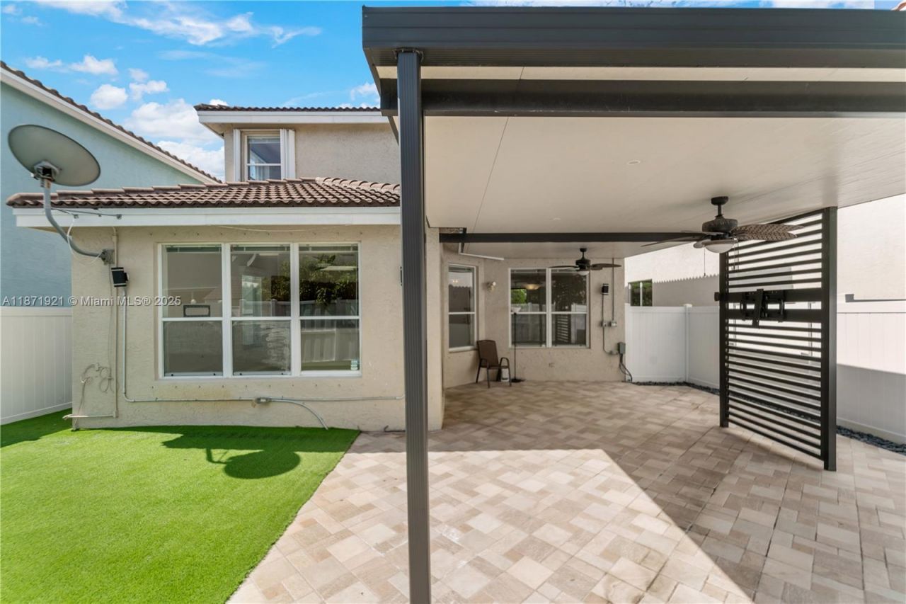 1943 SW 149th Ave, Miramar, FL 33027 Photo