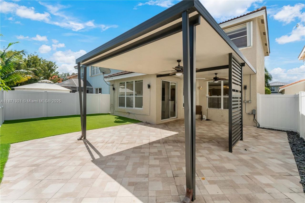 1943 SW 149th Ave, Miramar, FL 33027 Photo