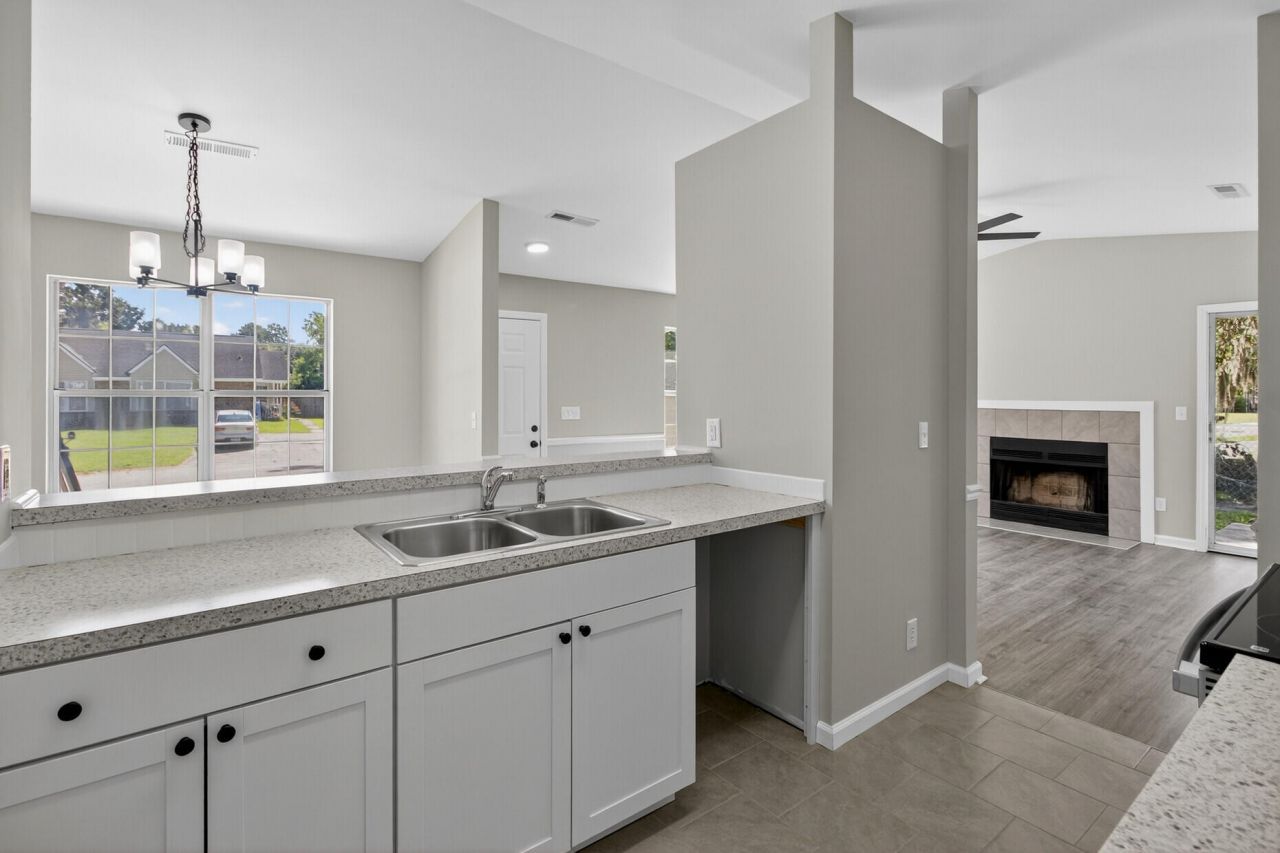 9512 Raven Drive Photo 13