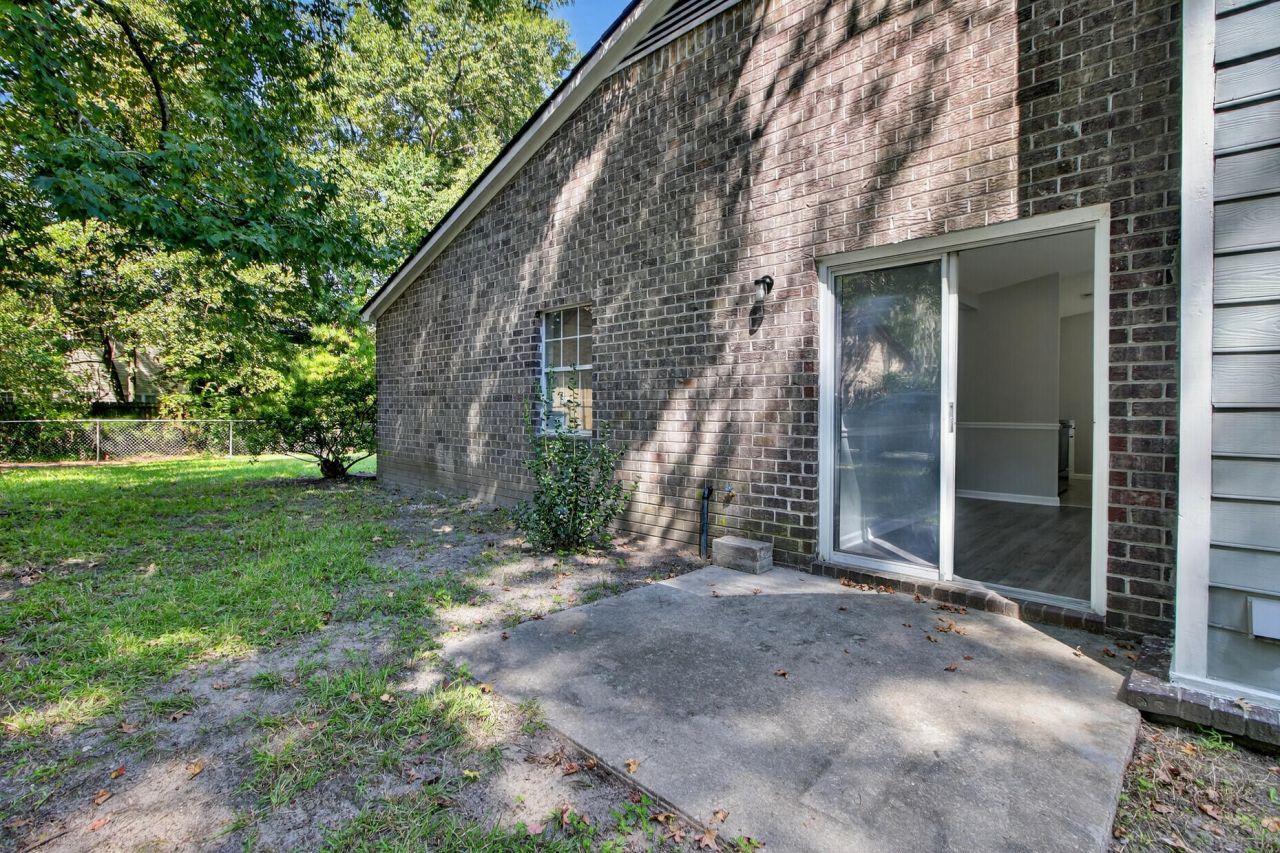 9512 Raven Drive Photo 25