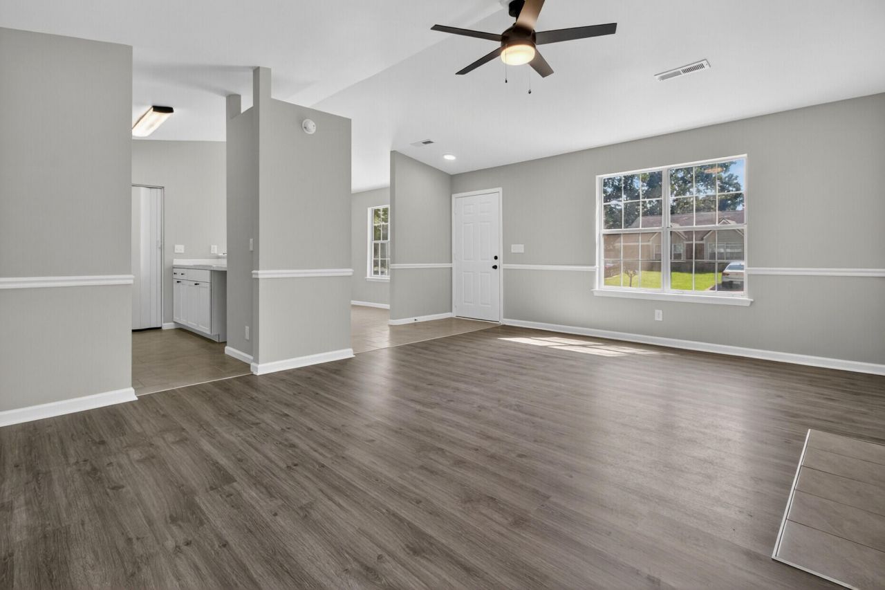 9512 Raven Drive Photo 7