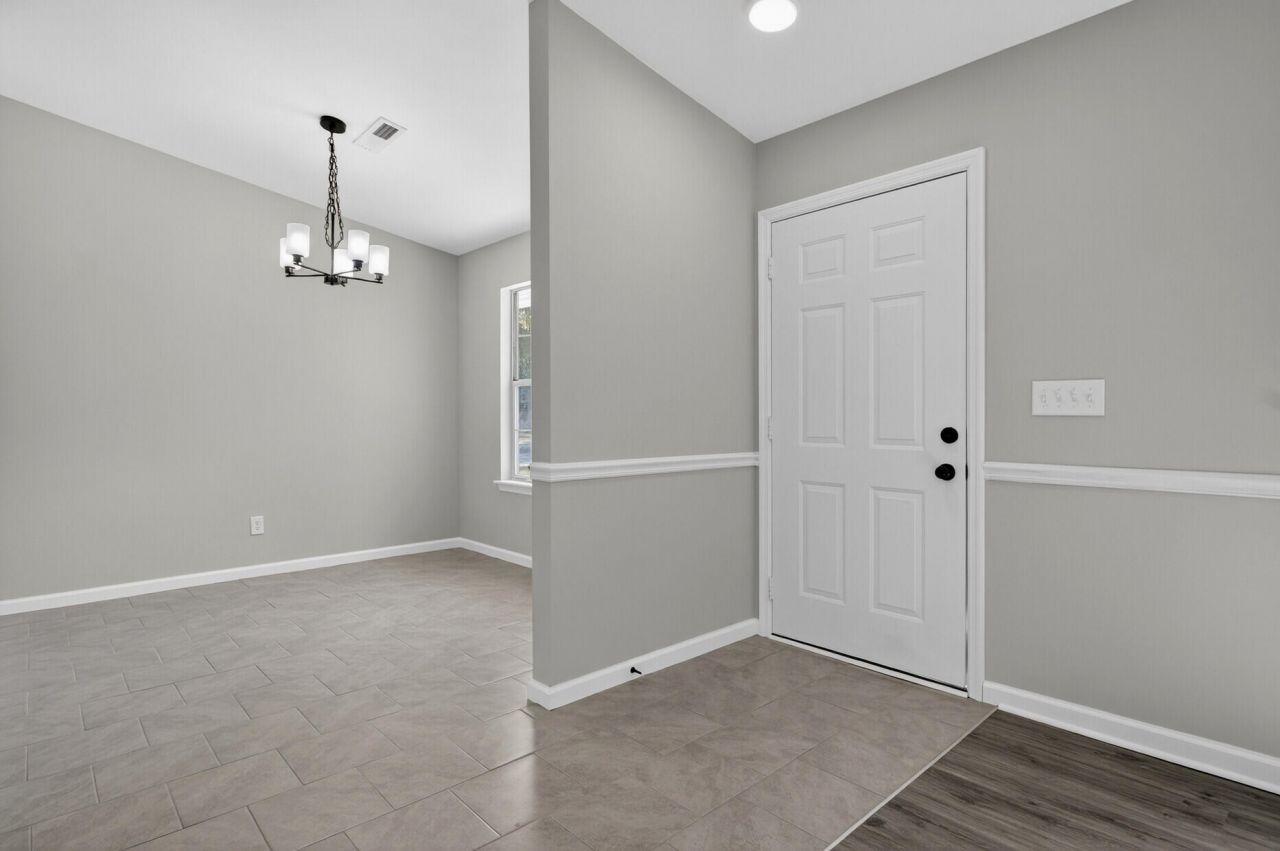 9512 Raven Drive Photo 9