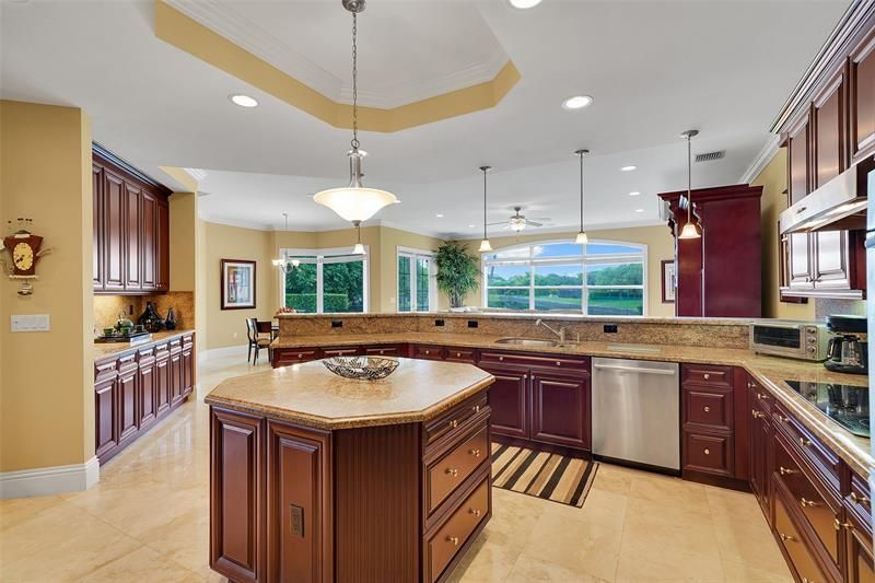 11001 SW 75th Court, Pinecrest, FL 33156 Photo