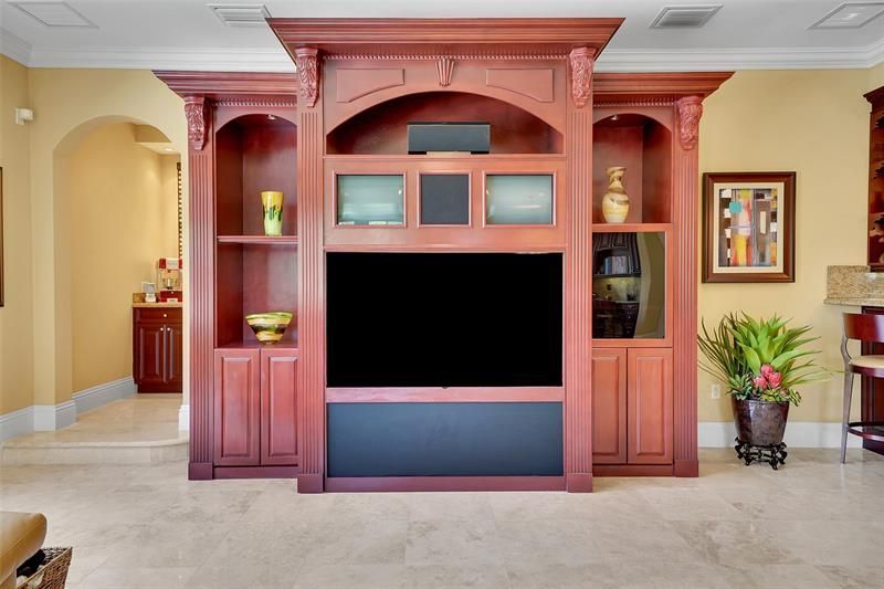 11001 SW 75th Court, Pinecrest, FL 33156 Photo