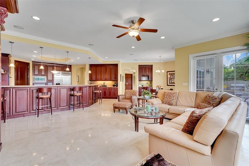 11001 SW 75th Court, Pinecrest, FL 33156 Photo