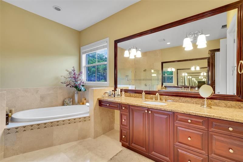 11001 SW 75th Court, Pinecrest, FL 33156 Photo