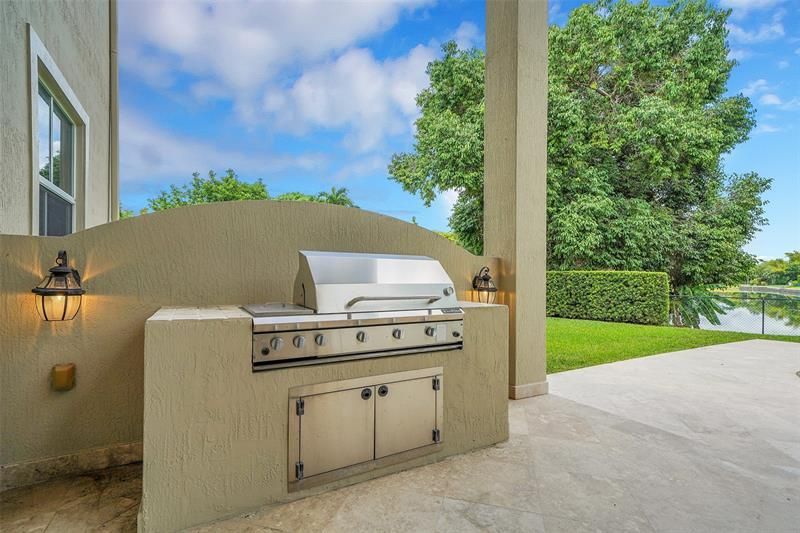 11001 SW 75th Court, Pinecrest, FL 33156 Photo