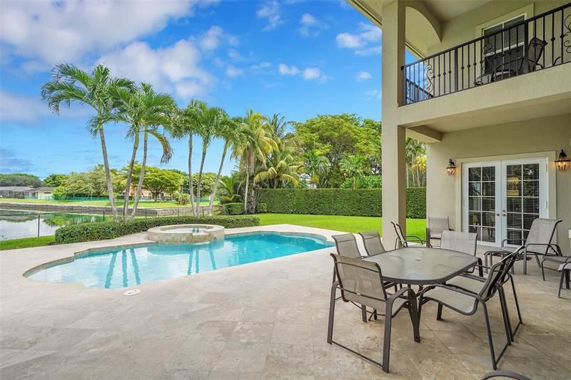 11001 SW 75th Court, Pinecrest, FL 33156 Photo